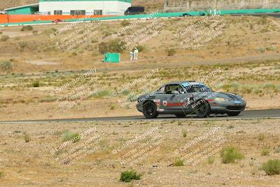 media/Jun-01-2025-CalClub SCCA (Sun) [[eae223c5dd]]/Group 5/Qualifying/